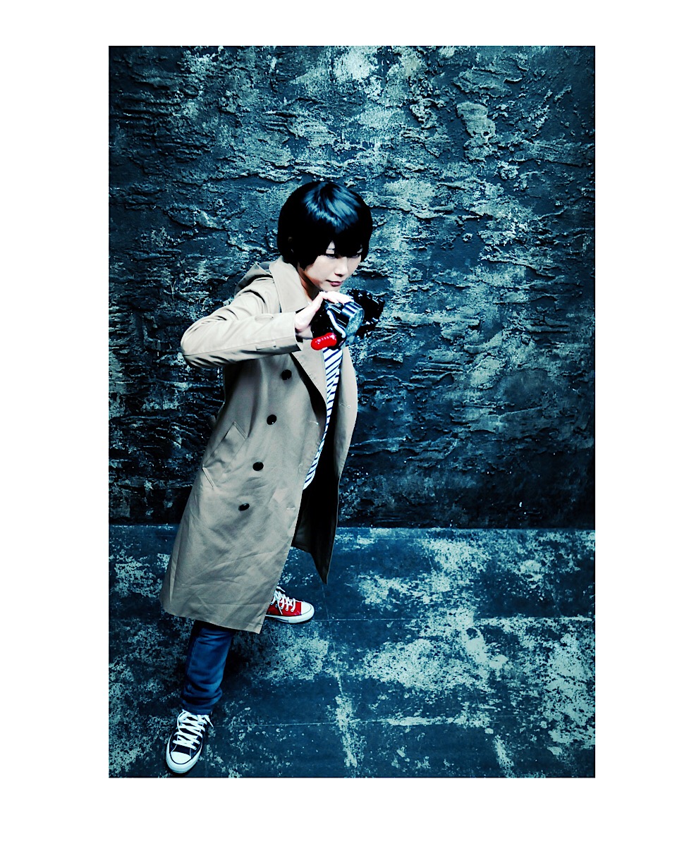 【年内処分の為、最安値】桐生戦兎 トレンチコート 仮面ライダービルドより桐生戦兎モデルのトレンチコートが買取入荷