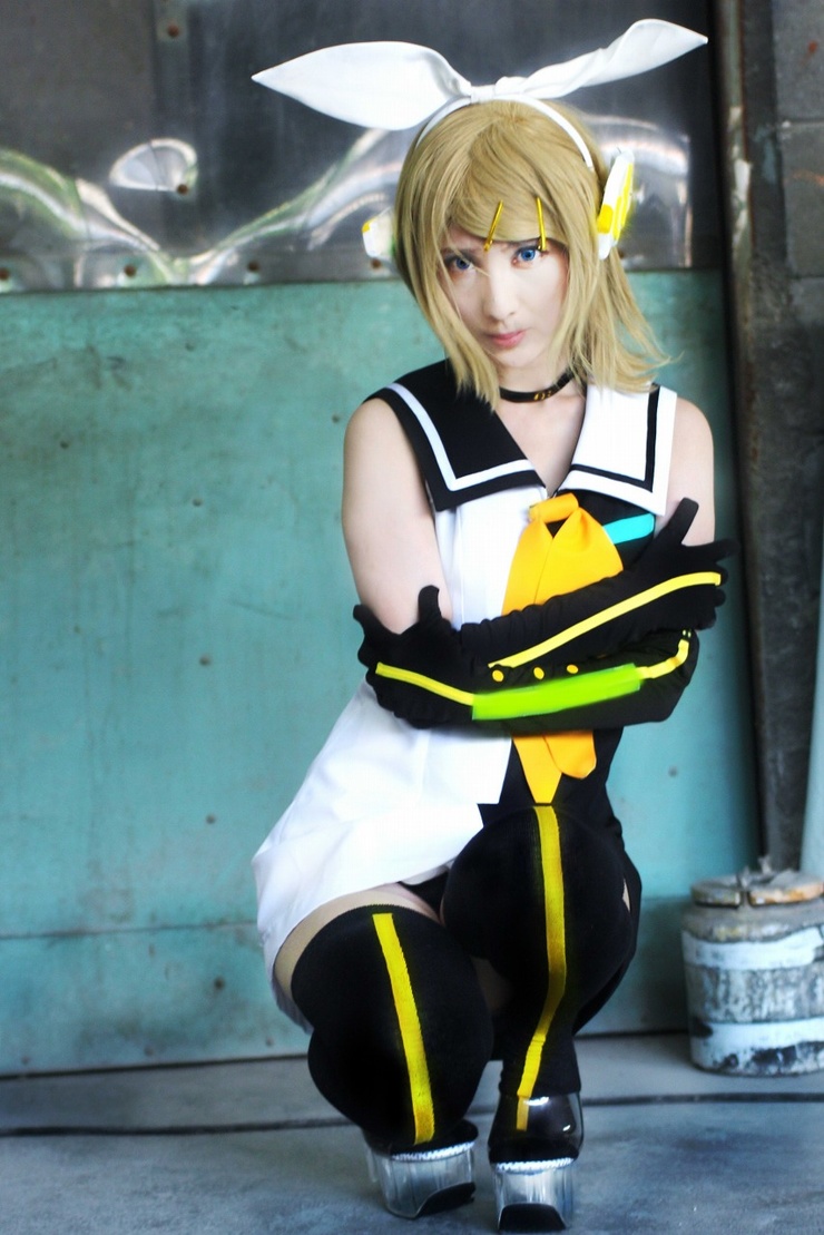 VOCALOID 鏡音リン(炉心融解) - コスプレイヤーズアーカイブ