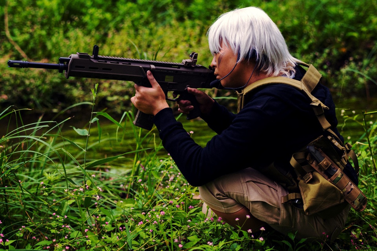 ヨルムンガンド ヨナ 黒パーカー コスプレイヤーズアーカイブ