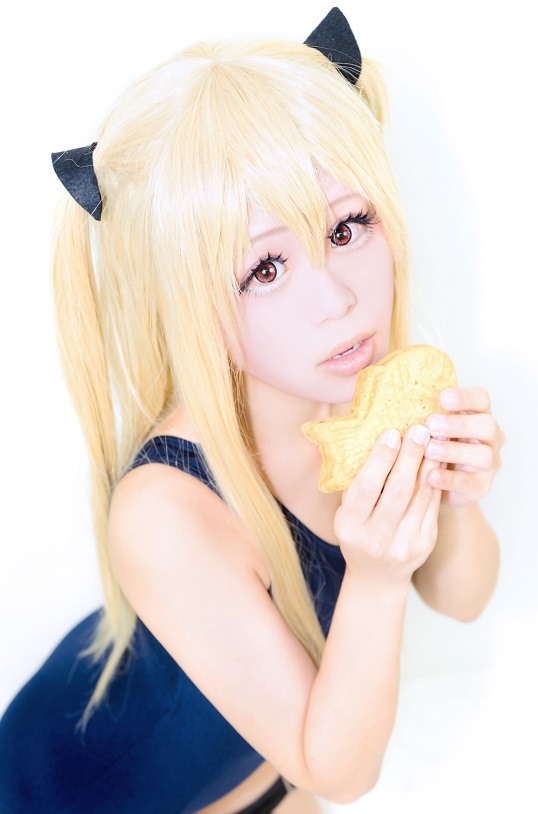 金色の闇 水着 with 体操服Ver.｜グッドスマイルカンパニー公式