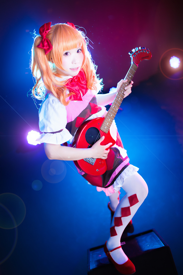 プリキュア　はぐっとプリキュア　愛崎えみる　Tシャツ　コスパ　Mサイズ ギュイーンとソウルがシャウトする えみるのTシャツ [HUGっと