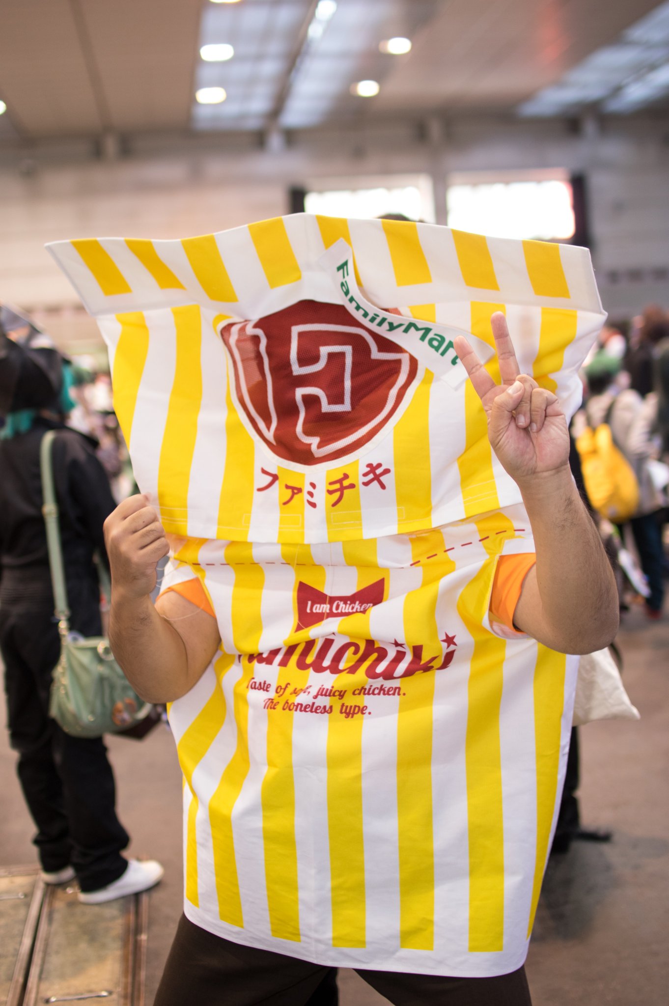 ファミチキ先輩コスチューム コスプレ 忘年会新年会に♪