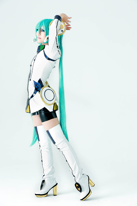 VOCALOID 初音ミク(リンケージ(Project DIVA F)) - コスプレイヤーズ