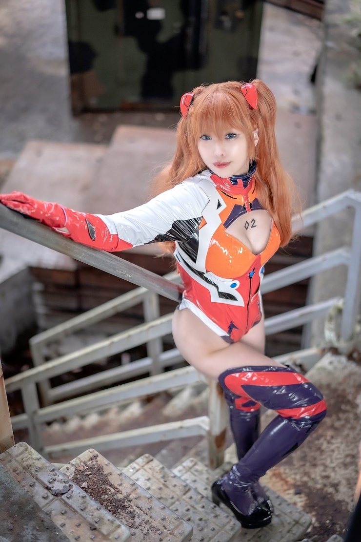 アスカ・ラングレー 山下しゅんや コスプレ コスプレ】「ヱヴァ」アスカ（山下しゅんやver.）をスタイル抜群