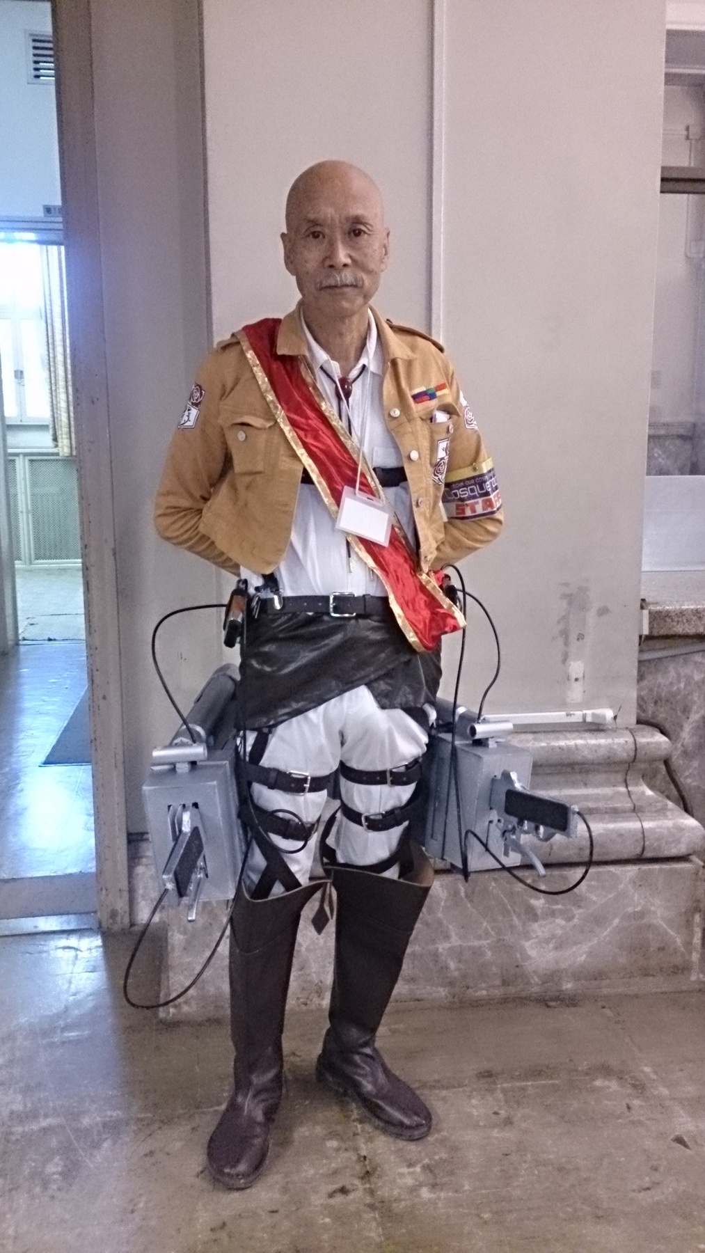 進撃の巨人 ドット・ピクシス - コスプレイヤーズアーカイブ