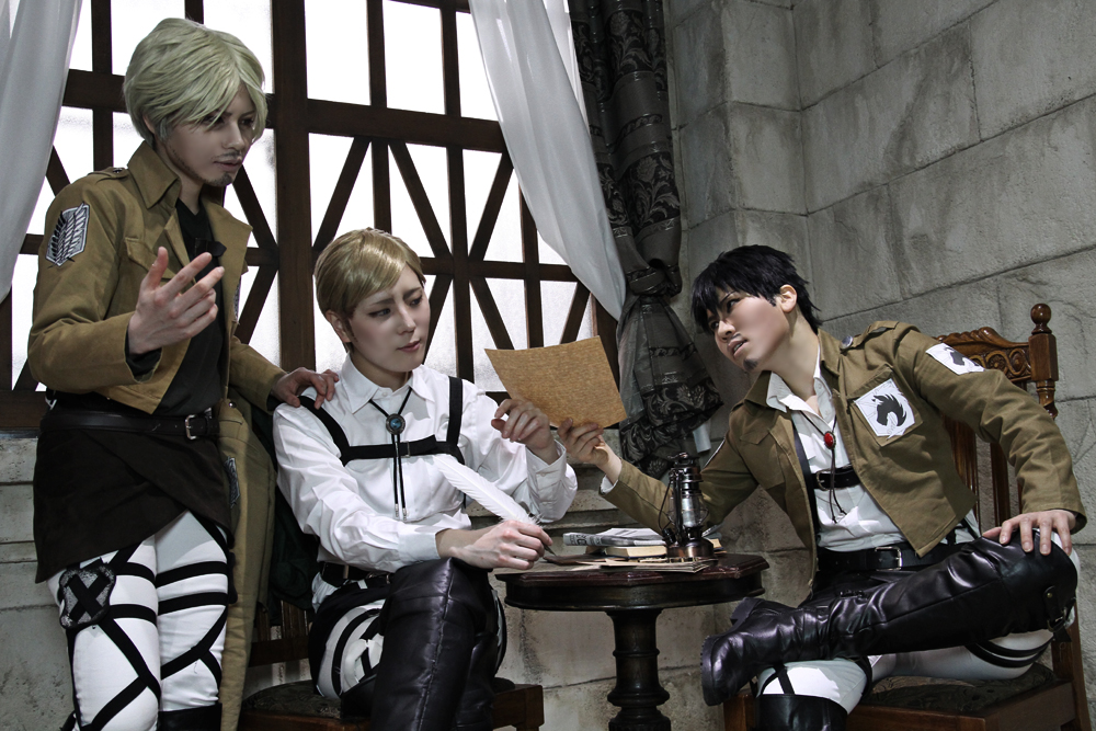 進撃の巨人 ナイル ドーク 憲兵団団服 コスプレイヤーズアーカイブ