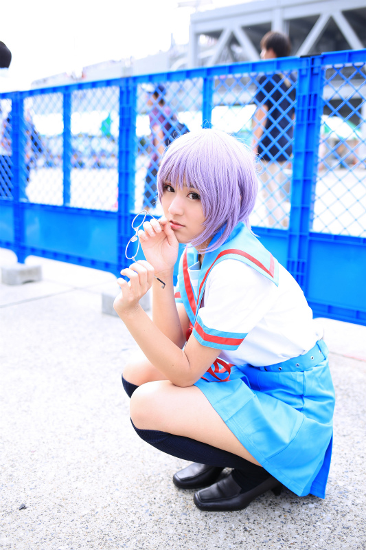 涼宮ハルヒの憂鬱 長門有希(制服(夏服)) - コスプレイヤーズアーカイブ