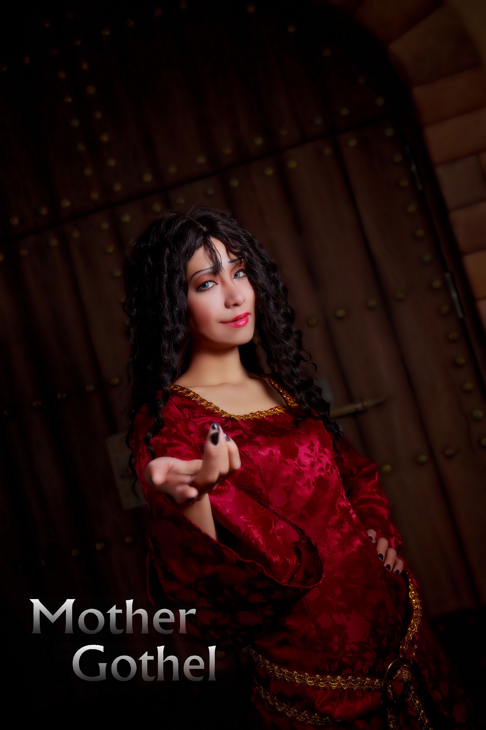 塔の上のラプンツェル マザー ゴーテル コスプレイヤーズアーカイブ