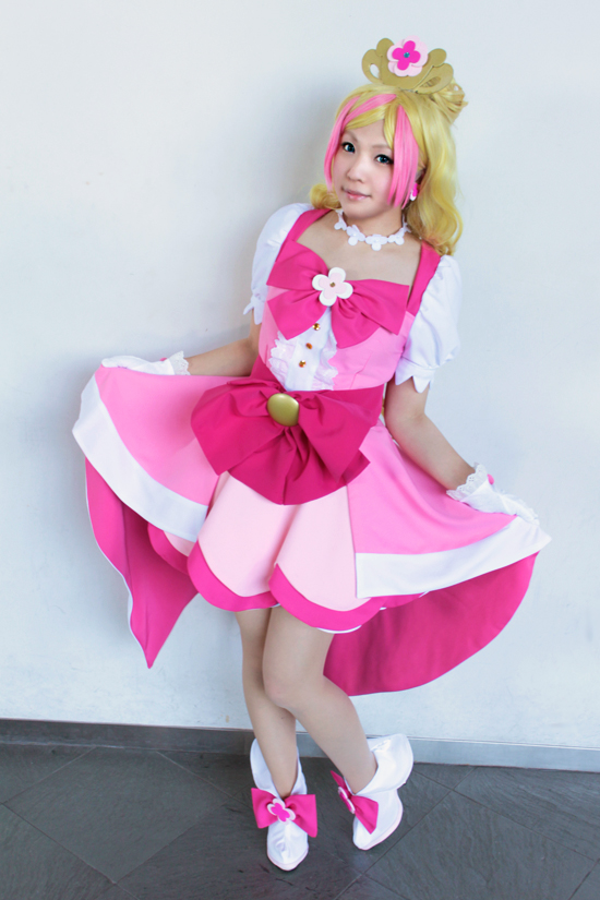 Go!プリンセスプリキュア 春野はるか(キュアフローラ)(変身後