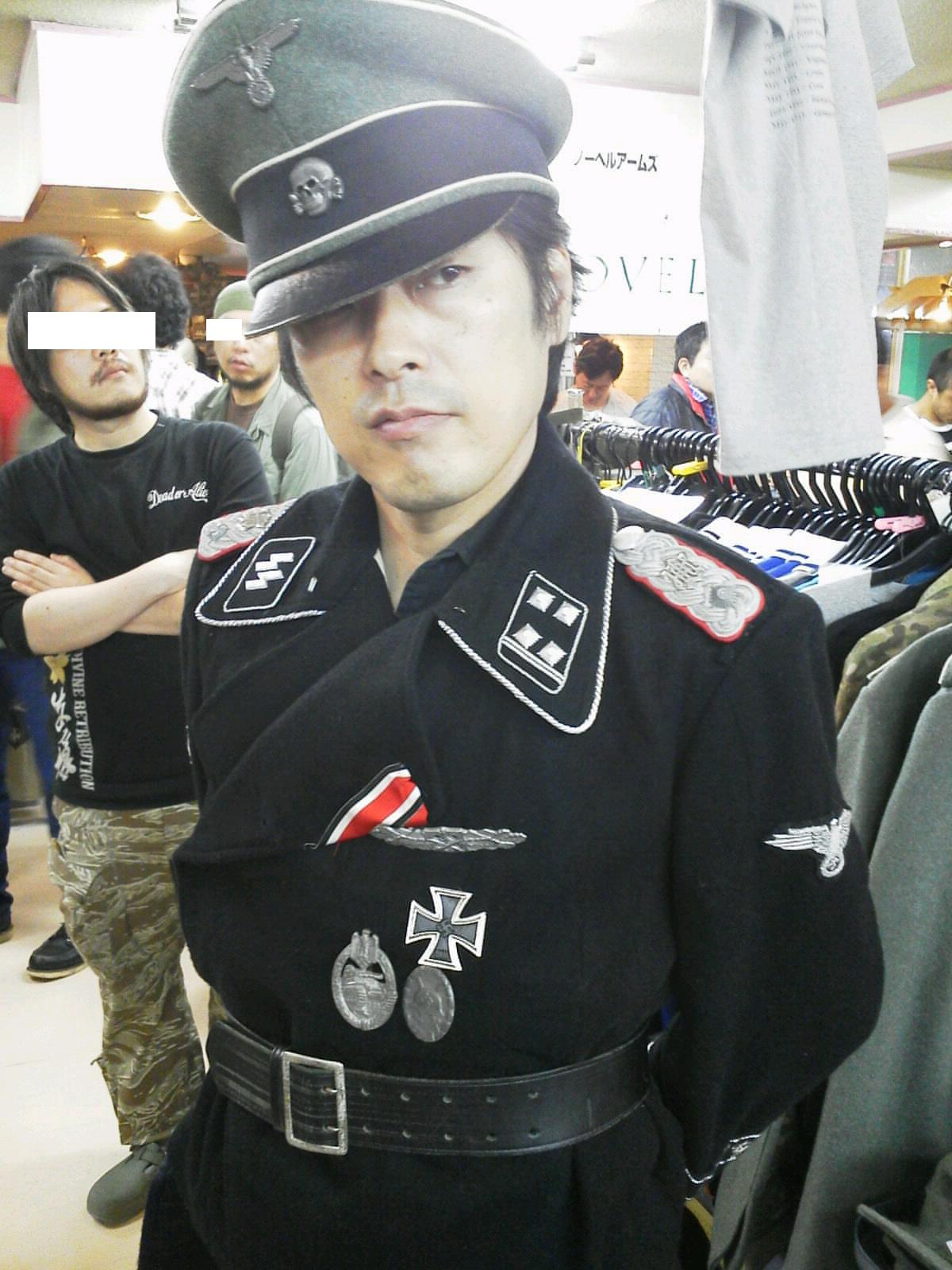 ナチスドイツ軍SS親衛隊大尉迷彩服上下 - 北海道の服/ファッション