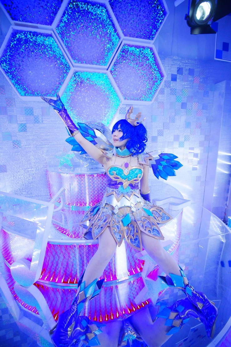 アイカツ 霧矢あおい クリスタルアクエリアスコーデ ルーレット版 アイカツ ルーレット 星座ドレス クリスタルアクエリアスコーデ 霧矢